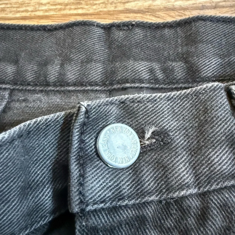 Vintage 90s Faded Black High Waisted Slim Leg Jeans - Picture 6 of 8